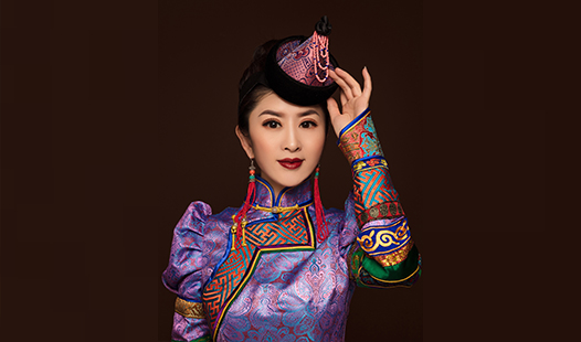 《马背上的恋人》~ 苏航